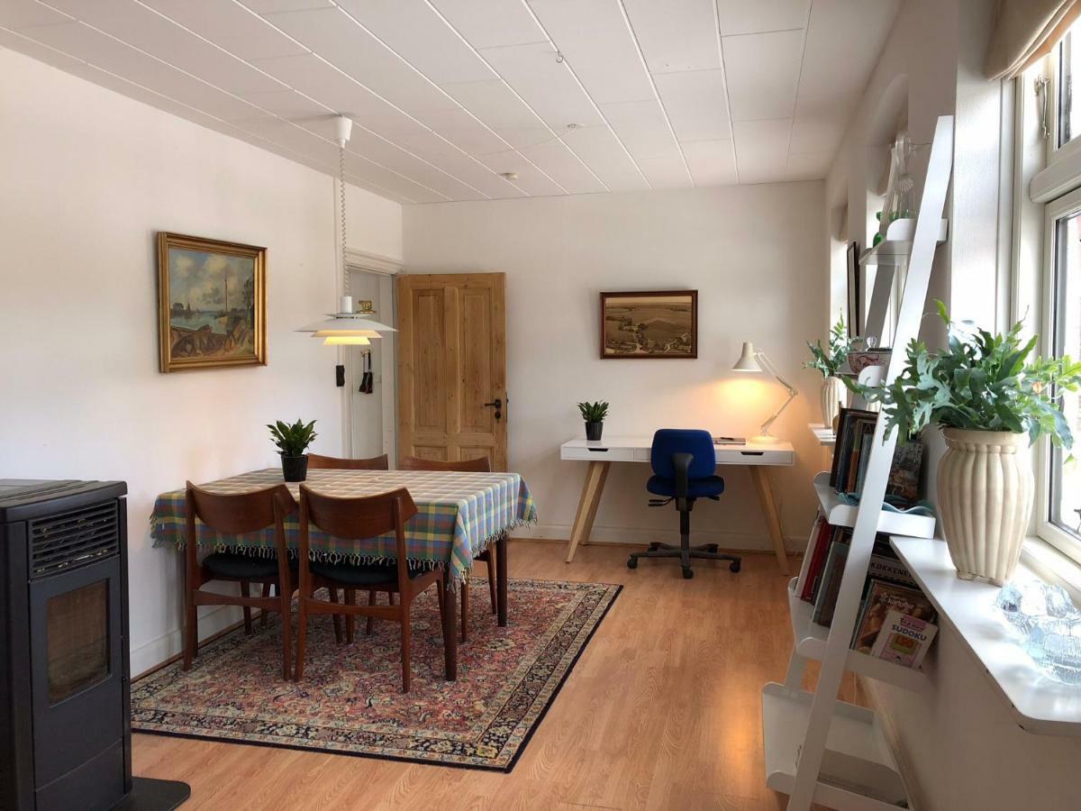 Det Lille Rode Hus Nyord Exterior foto